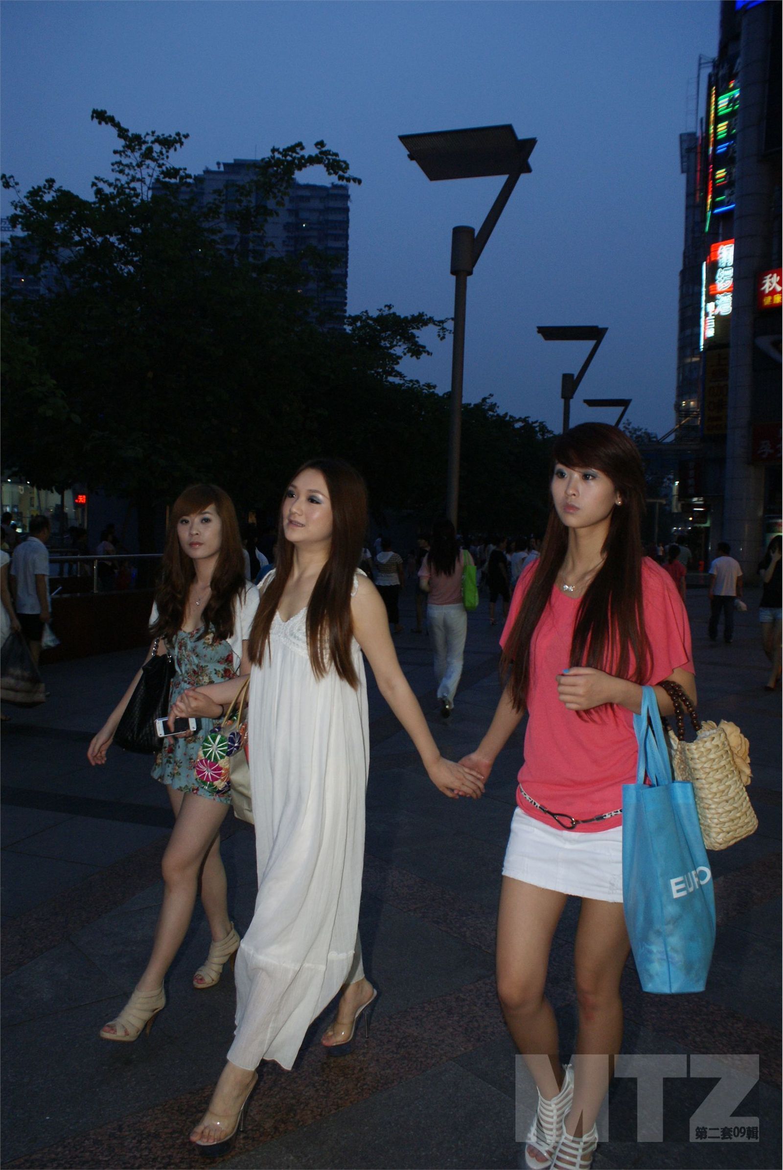 美腿志 7名校花养成记